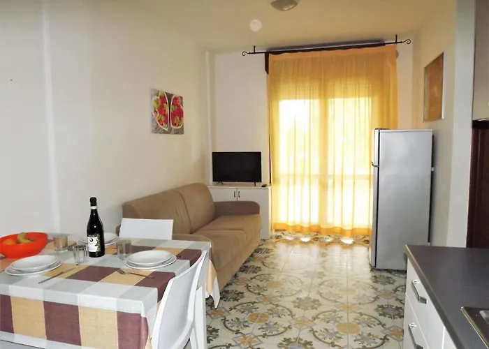 Coastal Comfort In Rosa