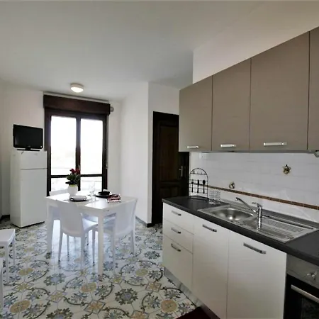 Coastal Comfort In Rosa *